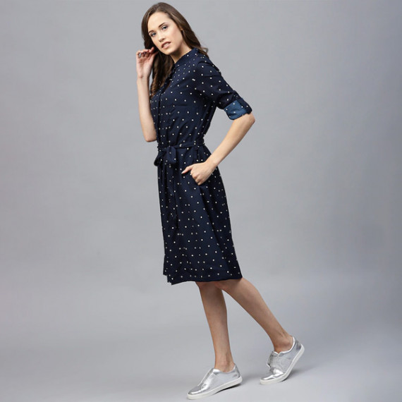 http://13.232.51.72/products/navy-blue-polka-dots-printed-shirt-dress