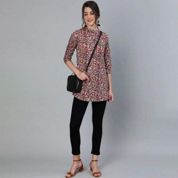 http://13.232.51.72/products/womens-maroon-cream-coloured-printed-tunic