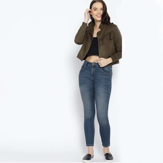 http://13.232.51.72/products/women-navy-blue-slim-fit-high-rise-clean-look-jeans