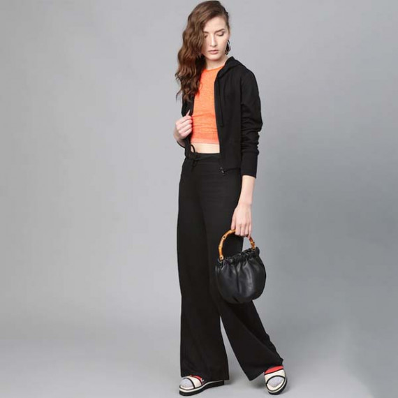 http://13.232.51.72/products/women-black-regular-fit-solid-wide-leg-track-pants