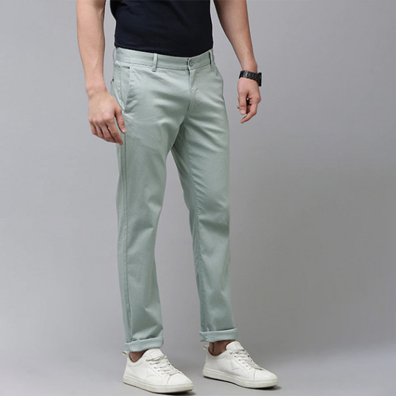 http://13.232.51.72/products/u-s-polo-assn-men-grey-printed-denver-slim-fit-trousers