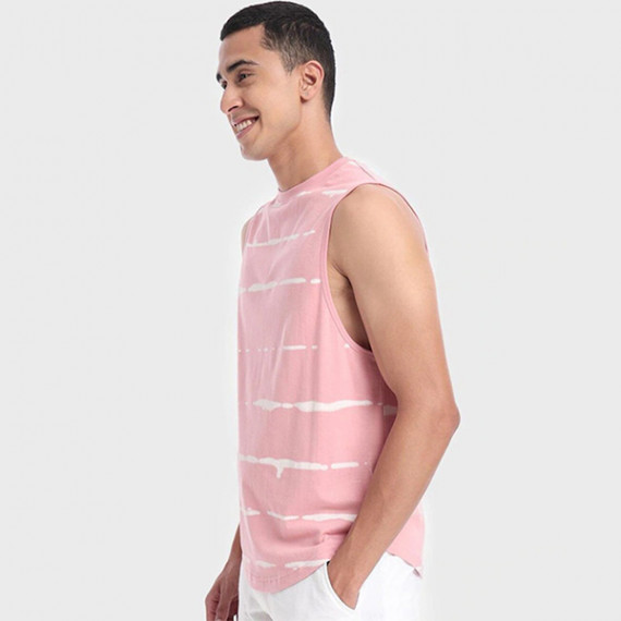 http://13.232.51.72/products/men-pink-tie-dye-oversized-vest
