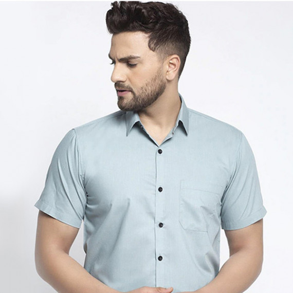 http://13.232.51.72/products/men-sea-green-regular-fit-solid-casual-shirt
