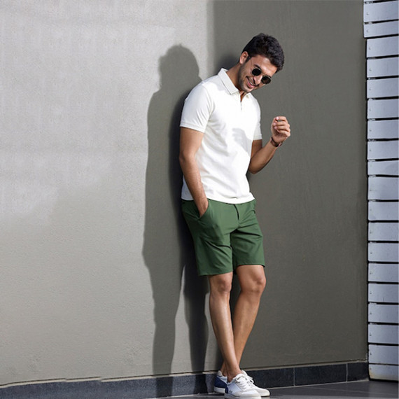 http://13.232.51.72/products/men-green-4way-stretch-chino-shorts