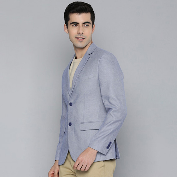 http://13.232.51.72/products/men-blue-self-design-textured-regular-fit-smart-casual-blazer