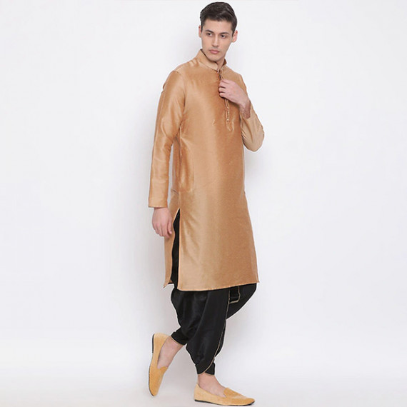 http://13.232.51.72/products/men-black-solid-dhoti-pants