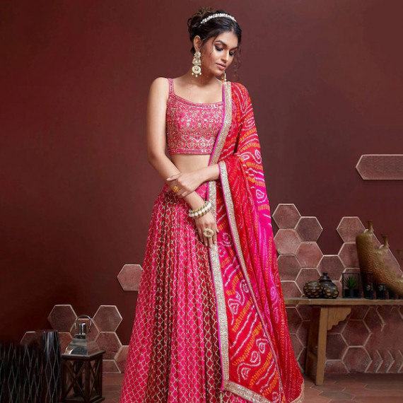 http://13.232.51.72/products/pink-white-embellished-thread-work-semi-stitched-lehenga-unstitched-blouse-with-dupatta