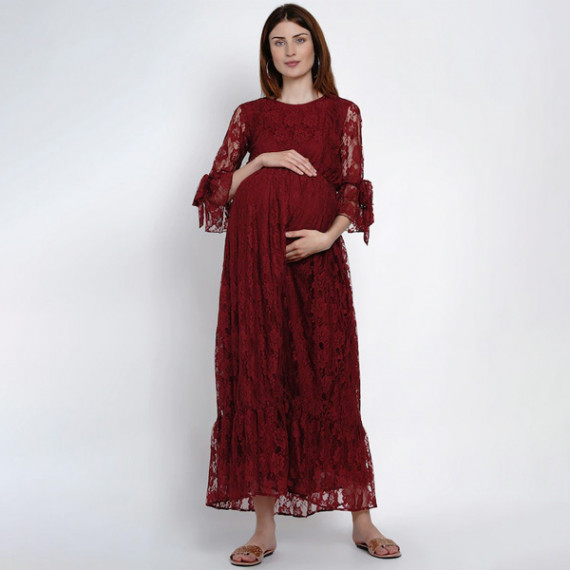 http://13.232.51.72/products/women-maroon-maternity-self-design-maxi-dress