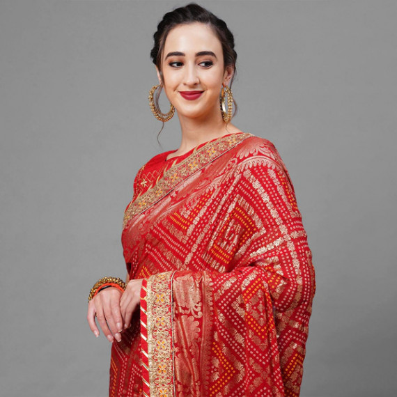 http://13.232.51.72/products/red-gold-toned-woven-design-bandhani-saree