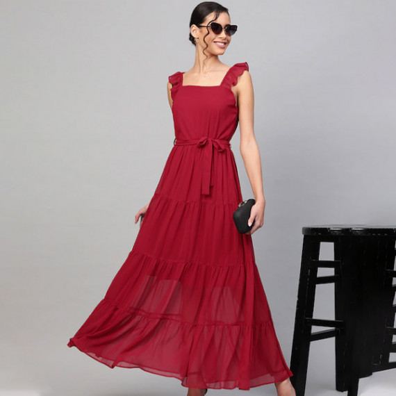 http://13.232.51.72/products/maroon-tiered-maxi-dress