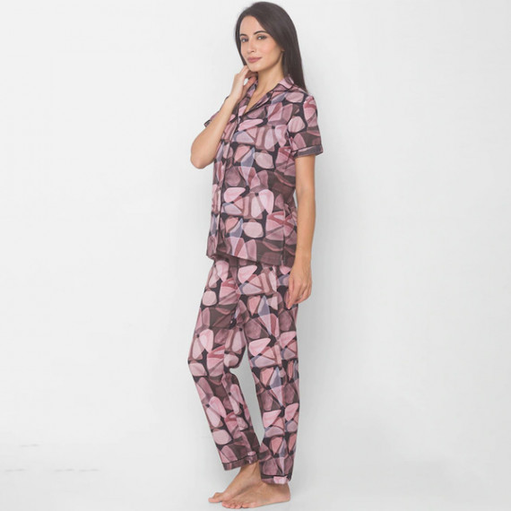 http://13.232.51.72/products/women-black-abstract-printed-nightwear